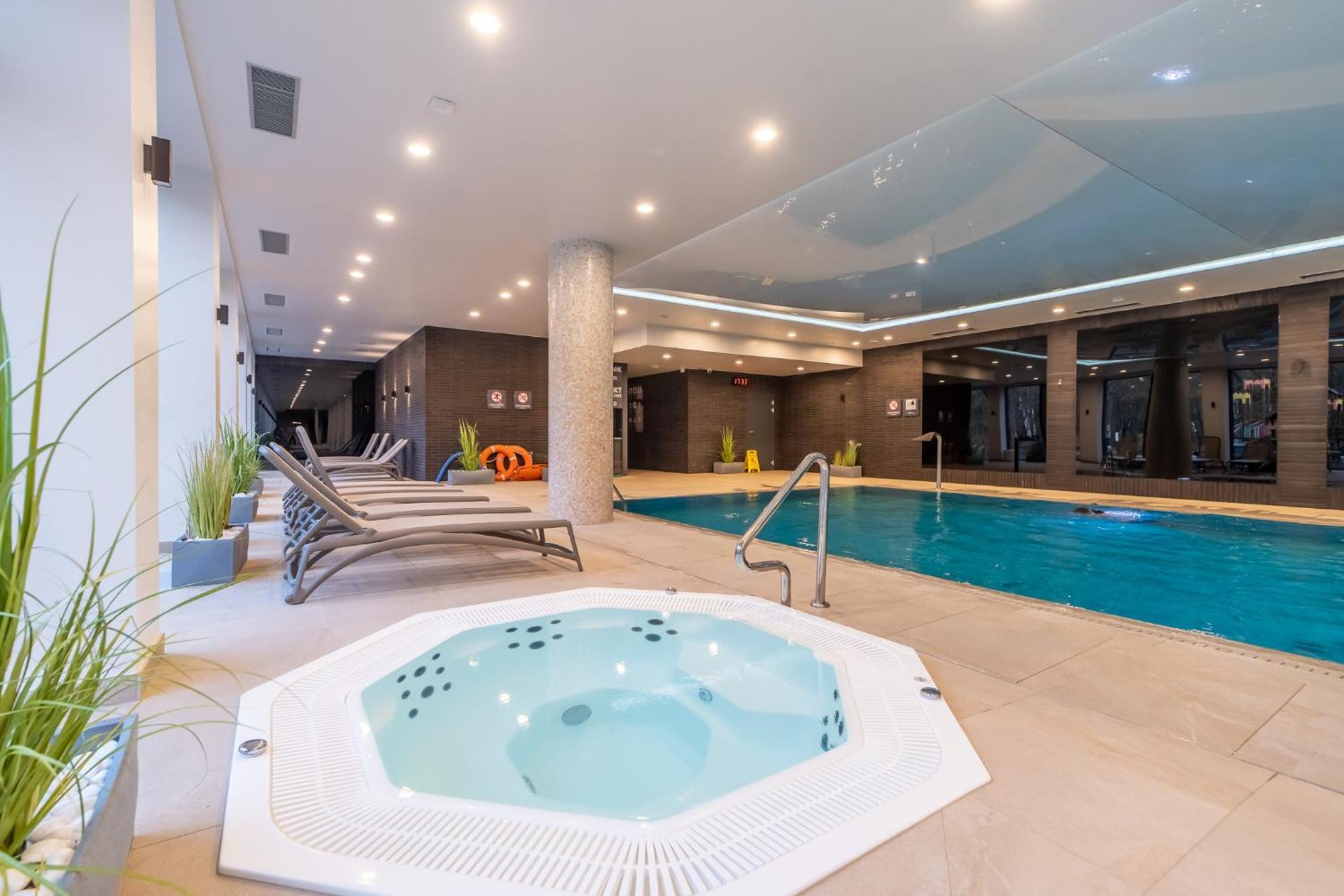 Apartamenty Fenomen - Premium Porto: Seaside Terraces with Pool and Sauna Kolobrzeg Exterior photo